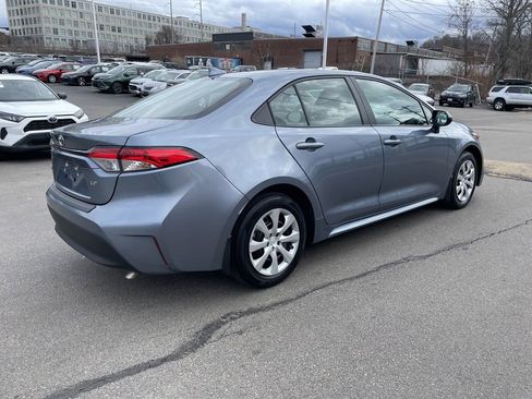 Used 2023 Toyota Corolla LE image 8