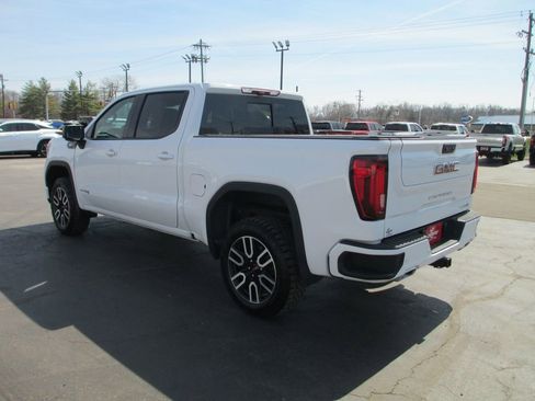 Used 2023 GMC Sierra 1500 AT4 w/ AT4 Premium Package image 9