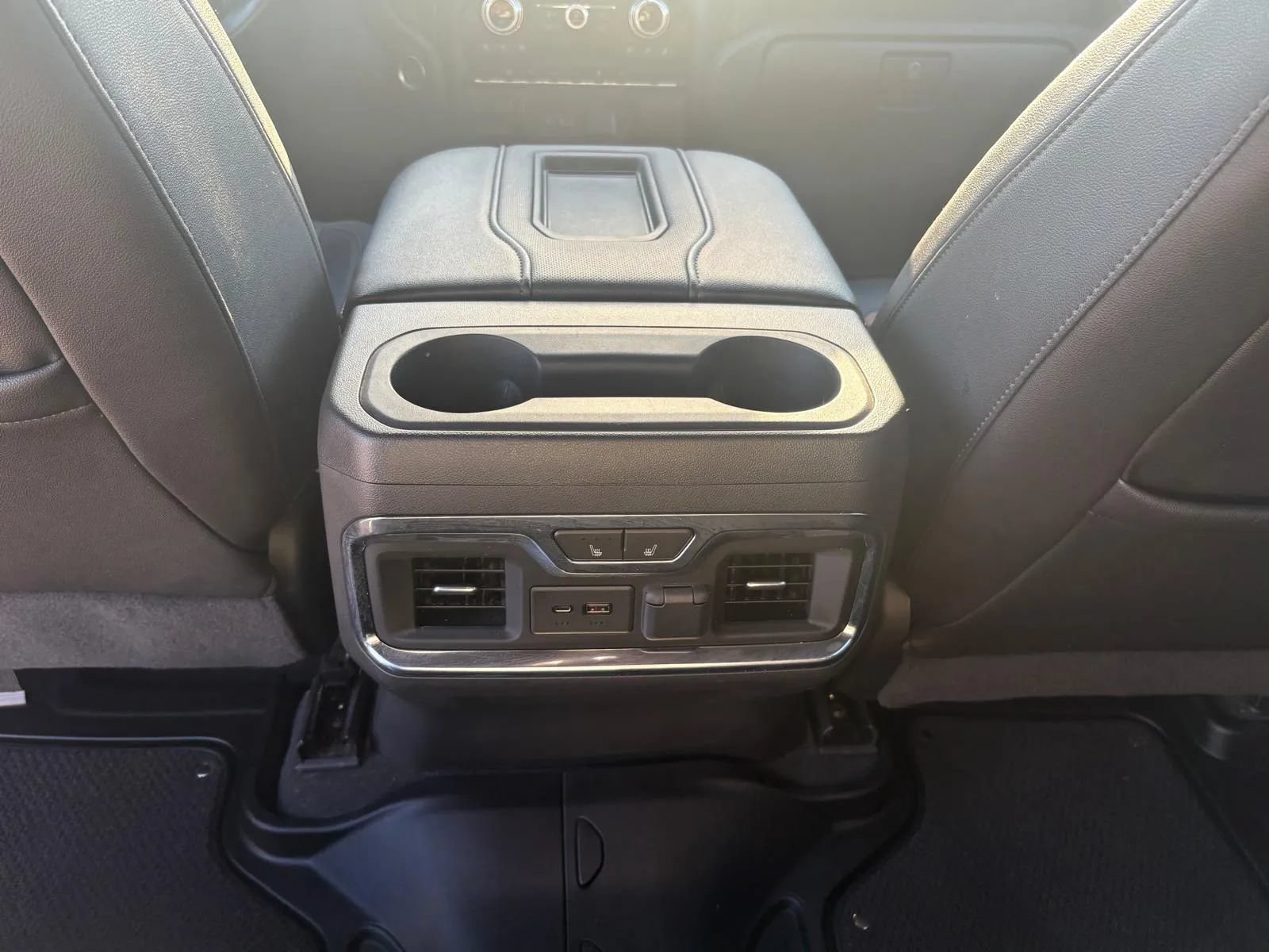 Used 2021 GMC Sierra 1500 AT4 w/ AT4 Preferred Package AWD/4WD image 10