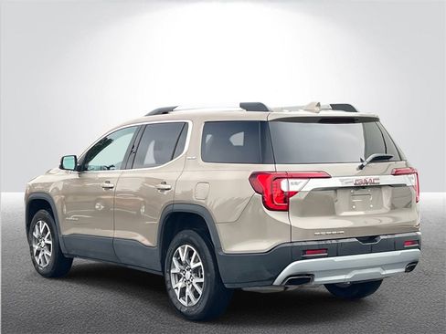 Certified 2023 GMC Acadia SLE w/ Driver Convenience Package image 4