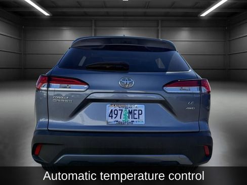 Used 2022 Toyota Corolla Cross LE image 3