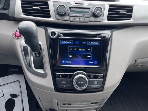 Used 2016 Honda Odyssey SE image 15