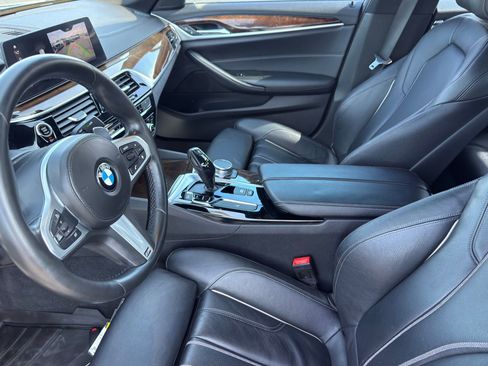 Used 2017 BMW 540i RWD image 11