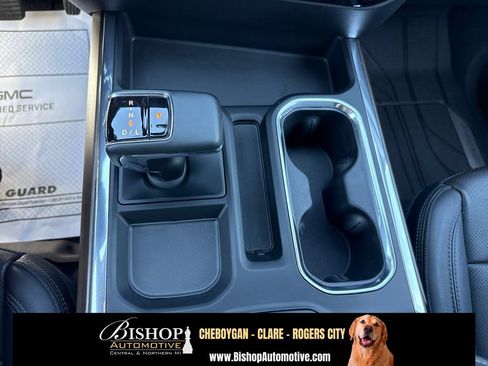 Used 2023 Chevrolet Silverado 1500 High Country w/ Z71 Off-Road Package AWD/4WD image 28