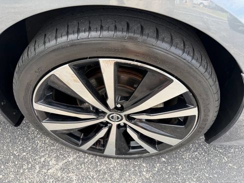 Used 2021 Nissan Altima 2.5 SR w/ SR Premium Package FWD image 9