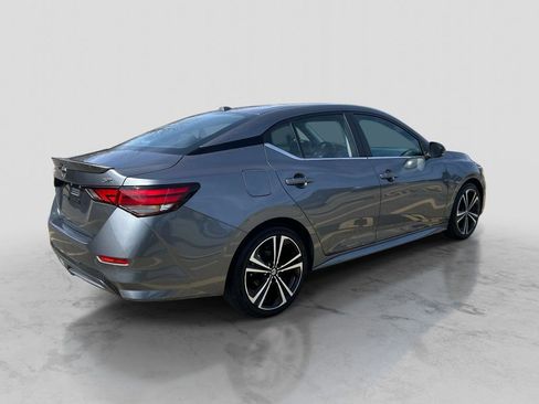 Certified 2023 Nissan Sentra SR FWD image 5