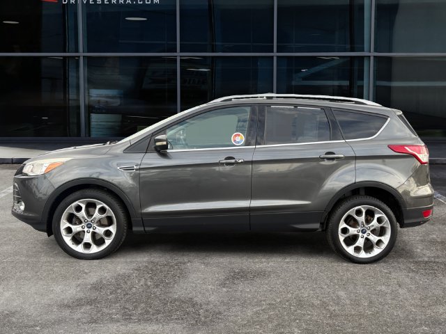 Used 2015 Ford Escape Titanium FWD image 2