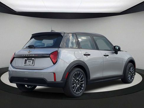 New 2026 MINI Cooper S image 8