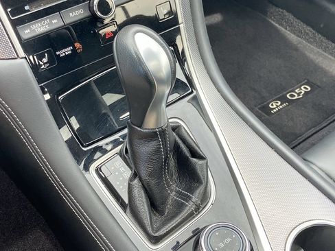 Used 2015 INFINITI Q50 Premium AWD/4WD image 11