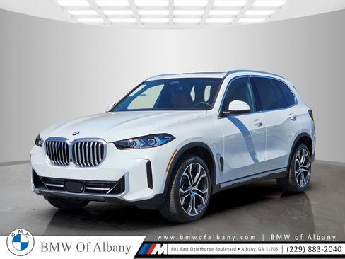 New 2026 BMW X5 sDrive40i RWD image 1