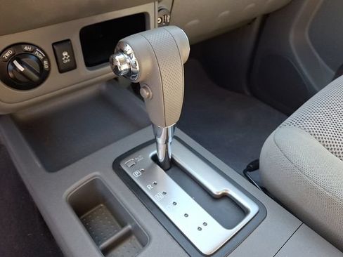 Used 2019 Nissan Frontier SV AWD/4WD image 15