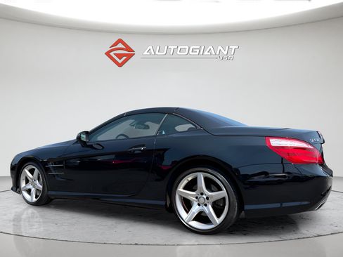 Used 2014 Mercedes-Benz SL 550 image 8