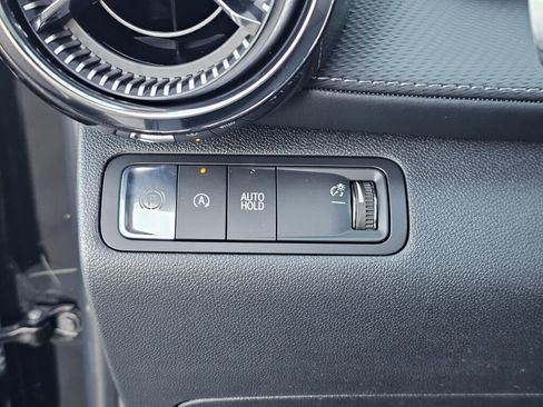 New 2026 Chevrolet Equinox LT image 32