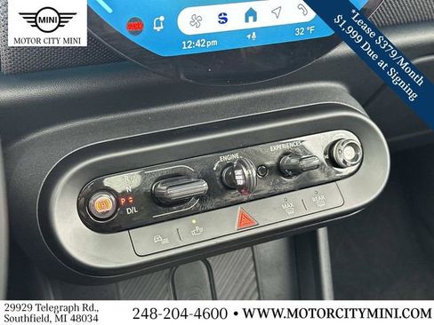 Certified 2025 MINI Cooper S image 31