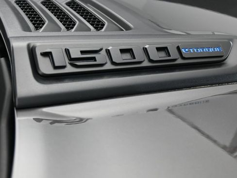 New 2026 RAM 1500 Laramie AWD/4WD image 45