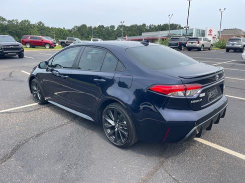 Used 2023 Toyota Corolla SE FWD image 14