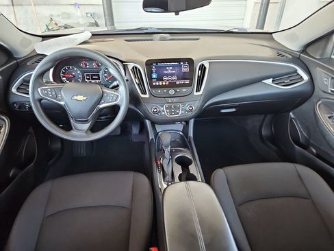 Used 2023 Chevrolet Malibu LT FWD image 9