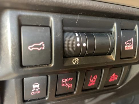 Used 2019 Subaru Outback 2.5i Limited image 13