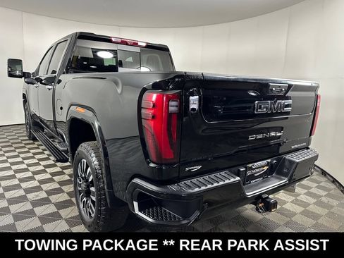 Used 2025 GMC Sierra 3500 Denali Ultimate AWD/4WD image 3