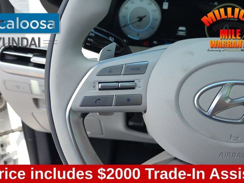 Used 2025 Hyundai Palisade Calligraphy FWD image 17