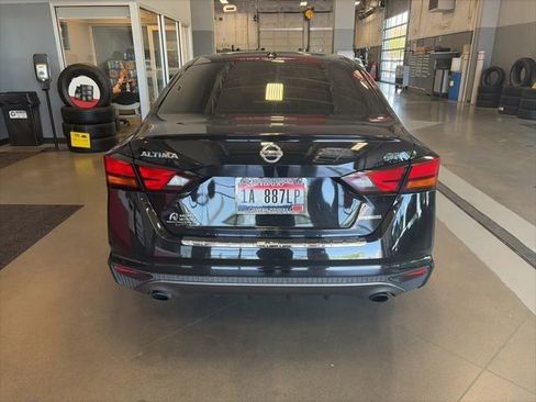 Used 2021 Nissan Altima 2.0 SR FWD image 4