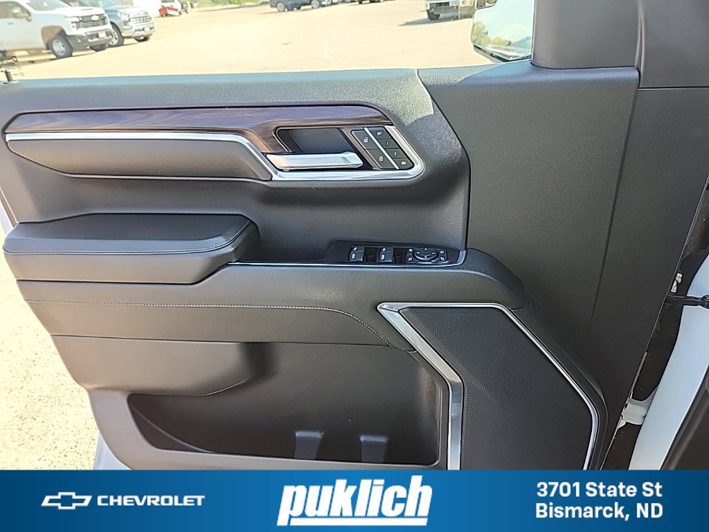 Certified 2023 GMC Sierra 1500 SLT w/ X31 Off-Road Package AWD/4WD image 29