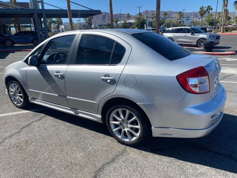 Used 2011 Suzuki SX4 Sport SE FWD image 7