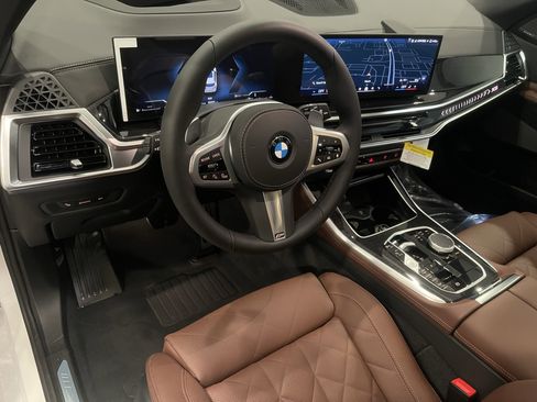 New 2026 BMW X5 xDrive40i w/ M Sport Package image 7