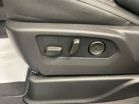 New 2026 Chevrolet Tahoe Z71 w/ Comfort Package AWD/4WD image 17