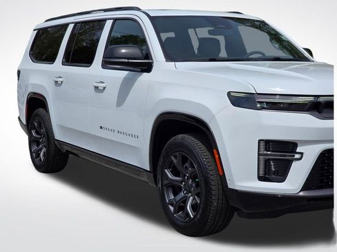 New 2026 Jeep Grand Wagoneer L Limited image 39