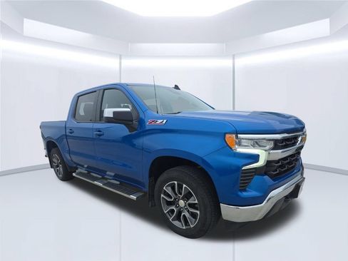 Used 2023 Chevrolet Silverado 1500 LT w/ Z71 Off-Road Package AWD/4WD image 47