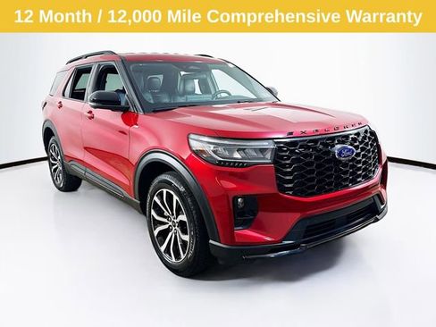 Used 2025 Ford Explorer ST-Line image 1