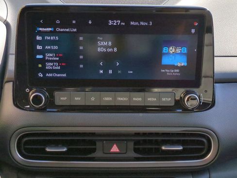 Certified 2022 Hyundai Kona Limited image 17