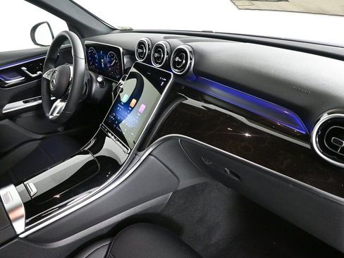 New 2025 Mercedes-Benz GLC 300 4MATIC image 19