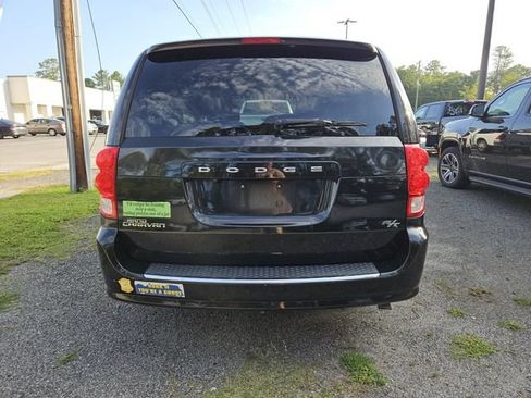 Used 2016 Dodge Grand Caravan R/T FWD image 8