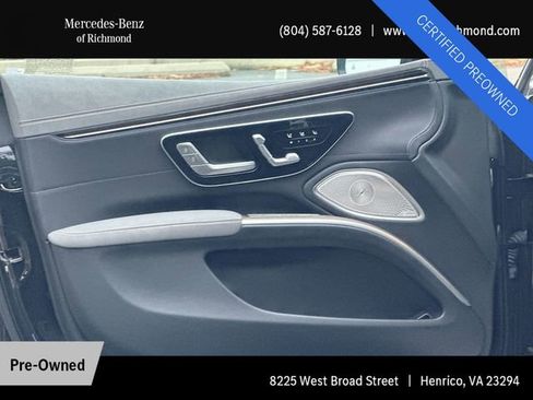 Used 2022 Mercedes-Benz EQS 580 580 image 12