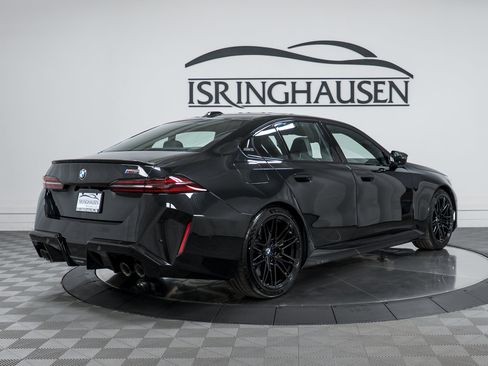 Used 2026 BMW M5 w/ Carbon Package image 5