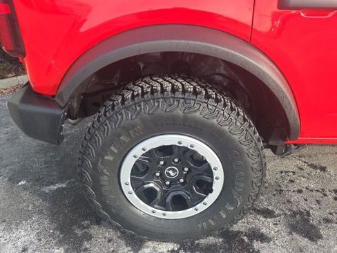 Used 2023 Ford Bronco Big Bend w/ Sasquatch Package image 8