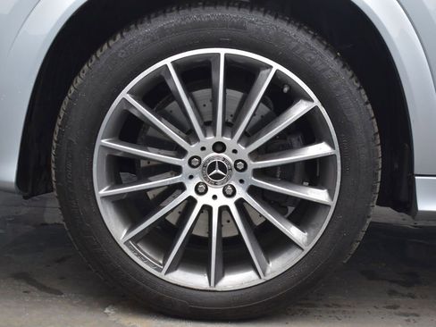 Used 2024 Mercedes-Benz GLE 450e 4MATIC image 9