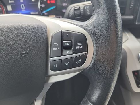 Certified 2021 Ford Explorer XLT w/ Equipment Group 202A RWD image 25