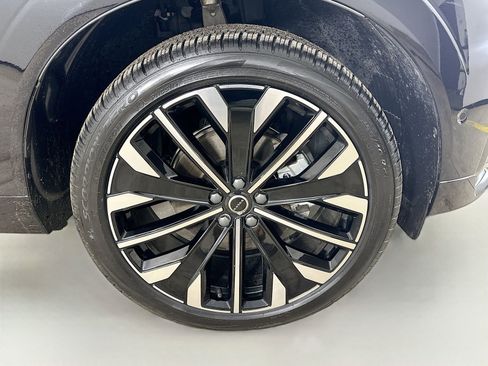 Used 2026 Volvo XC60 B5 Ultra w/ Protection Package Premier AWD/4WD image 11