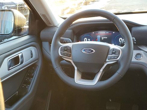 New 2026 Ford Explorer Active image 27