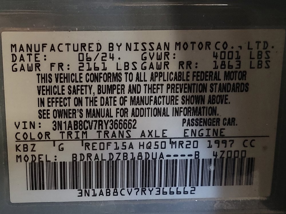 Used 2024 Nissan Sentra SV FWD image 33