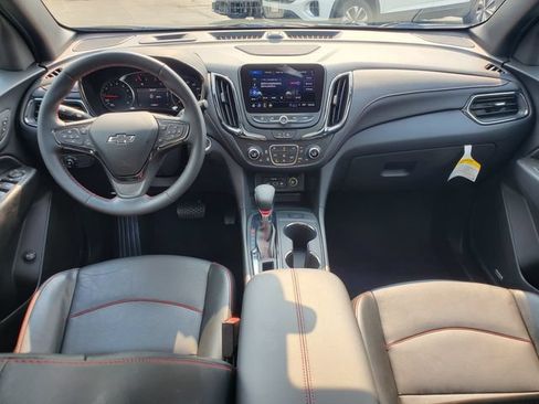 Certified 2024 Chevrolet Equinox RS w/ RS Leather Package AWD/4WD image 15