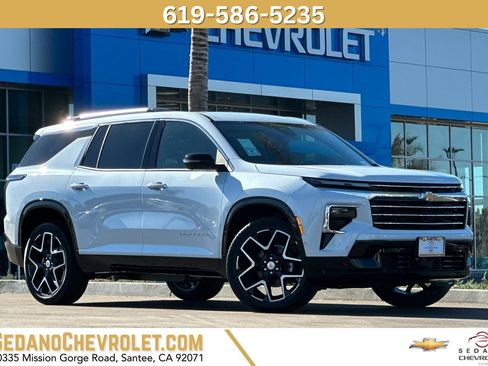 New 2026 Chevrolet Traverse High Country w/ LPO, Illumination Package image 1