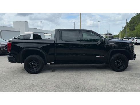 Certified 2024 GMC Sierra 1500 AT4X w/ AT4X AEV Edition AWD/4WD image 9