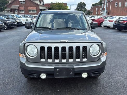 Used 2014 Jeep Patriot Sport image 2