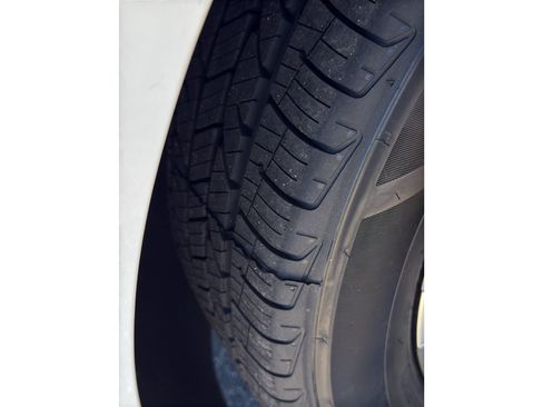 Certified 2024 Chevrolet Equinox Premier AWD/4WD image 10