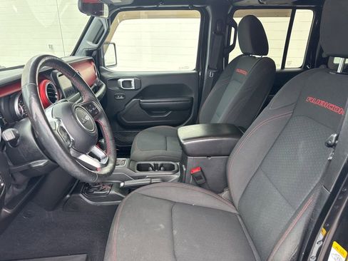 Used 2019 Jeep Wrangler Unlimited Rubicon w/ Cold Weather Group AWD/4WD image 23