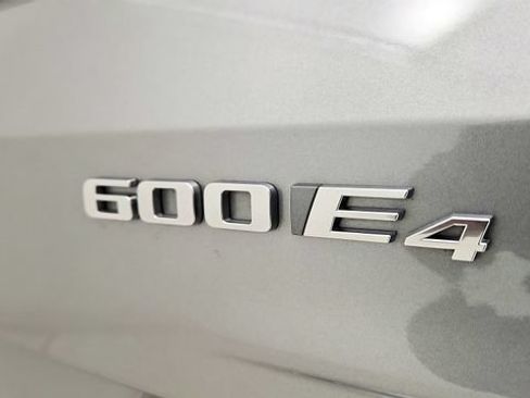 Used 2024 Cadillac Lyriq Luxury AWD/4WD image 35